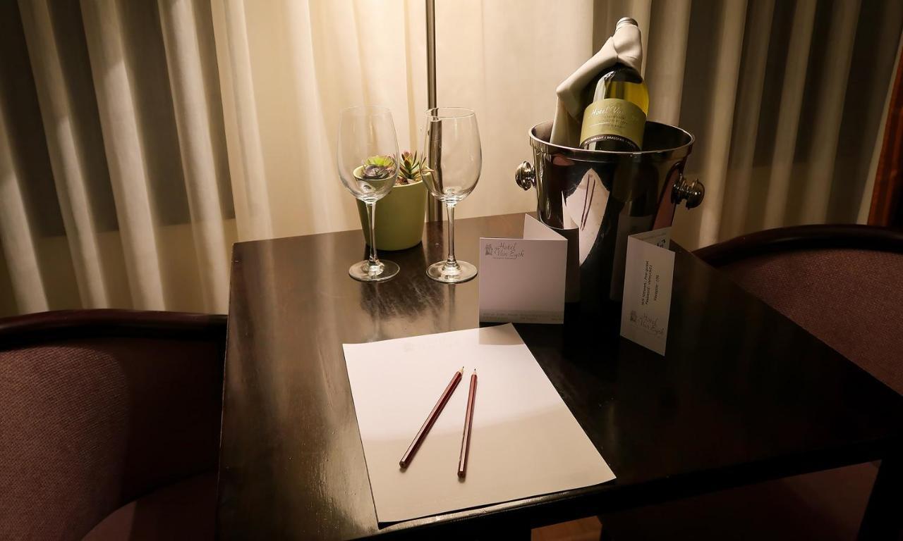 Hotel Van Eyck Maaseik Luaran gambar