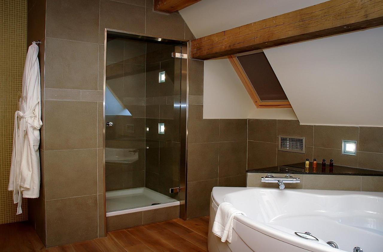 Hotel Van Eyck Maaseik Luaran gambar